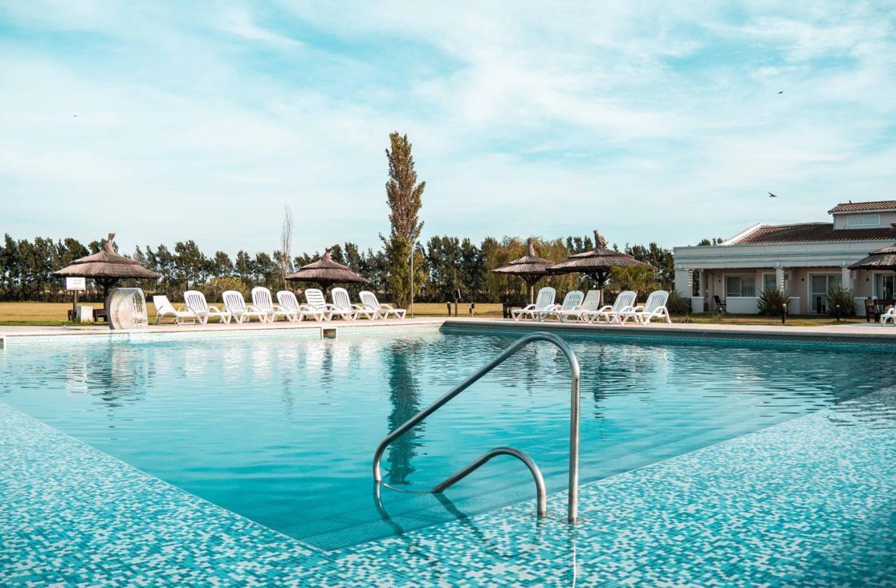 Melincue Casino & Resort Exterior photo